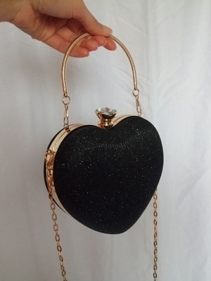 Elegant Heart-Shaped Shoulder Bag new, black