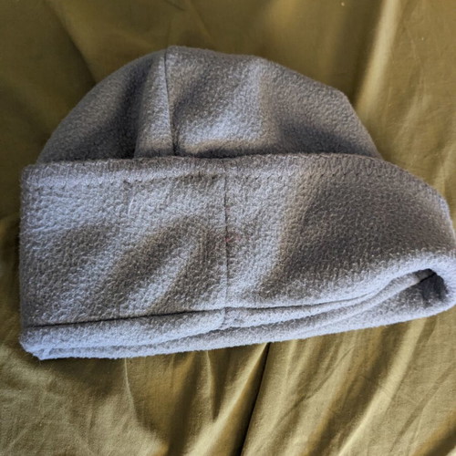 Gray knit cap used, size L