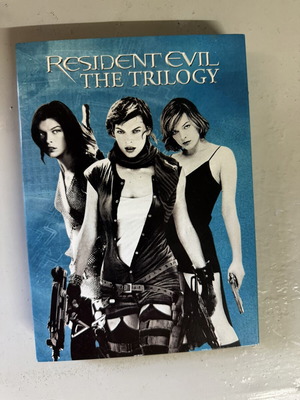 Resident Evil The Trilogy DVD boxset like new with Greek subtitles