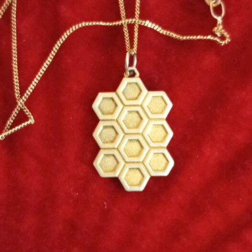 Zolotas silver pendant 925 gold plated like new with chain 925