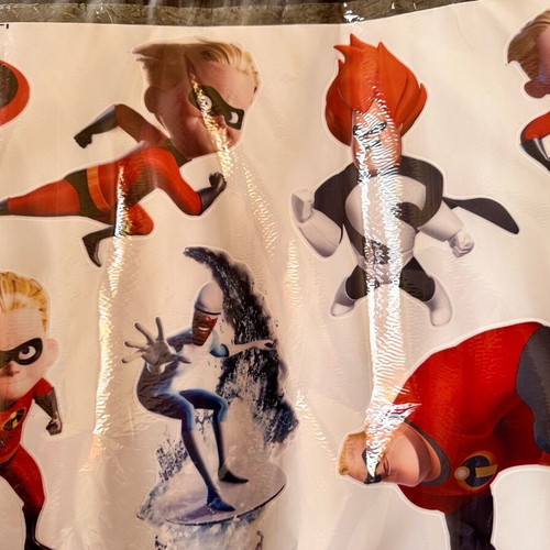 Wall sticker new with The Incredibles kids figures