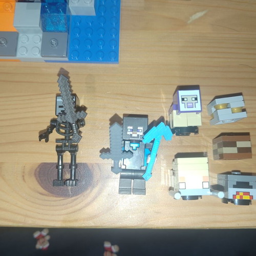Lego The Ruined Portal Minecraft 21172 like new