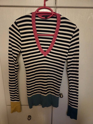 Denny Rose blouse like new, size small, multicolor