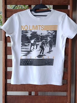 Primark No Limits T-shirt for boys 10-11 years white like new
