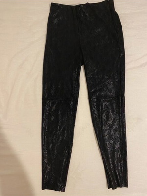 Suede leggings pants Zara with snake effect, size S, like new, black