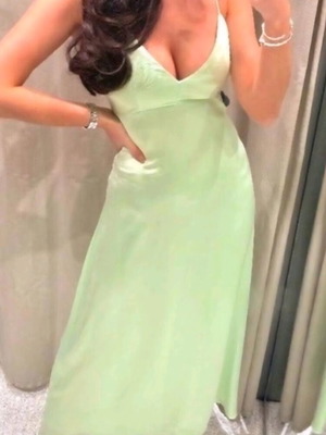 Coctail dress Zara medium like new, pistachio/menta green