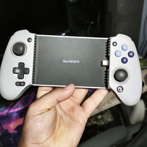 Gamesir controller for mobile phones like new