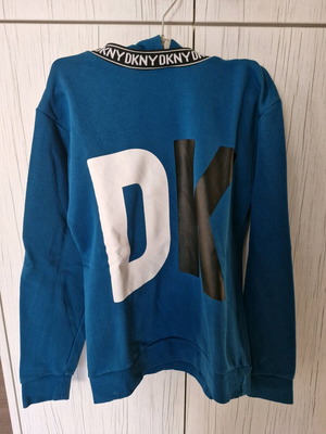 DKNY sweatshirt for boy size 14 like new, petrol color