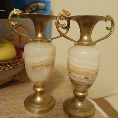 Set of small decorative amphorae, copper and onyx