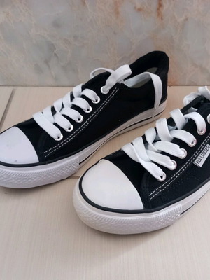 Bulldozer canvas shoes new, black, size 37