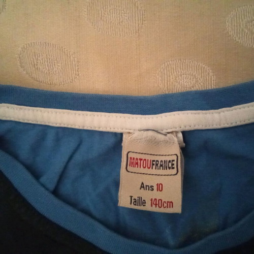 Matoufrance blue sleeveless shirt used for 10 years old