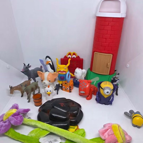 Lot of figures