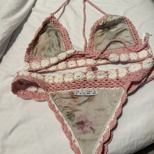 Crochet bikini set Art Love Knitwear size L used, pink and white