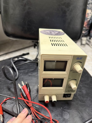 QJE QJ1803C τροφοδοτικό για τατουάζ