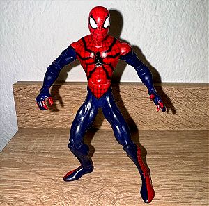 Marvel 2002 Classic Spiderman Action Figure