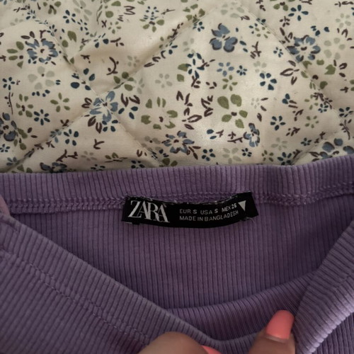Zara purple tank top used, size S with faint front stain