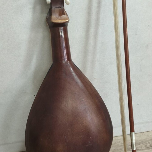 Cretan lyra handmade, like new