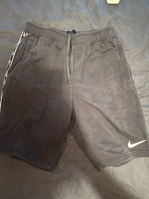 Nike short αφόρετο, μέγεθος S