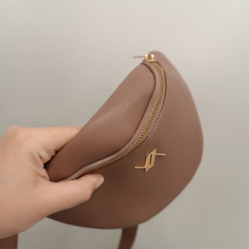 Verde women's beige waist bag used
