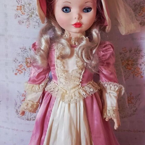 Vintage Furga Victorian Era Doll 56cm used, Sears Exclusive