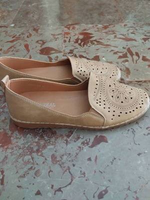 Women's flat shoes like new, size 38, beige and brown