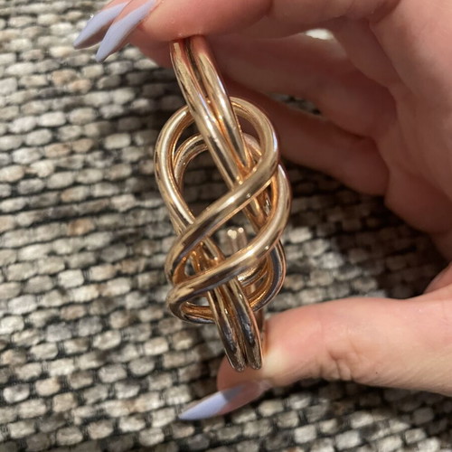 Set of 5 women's bracelets used, including shells and pearls