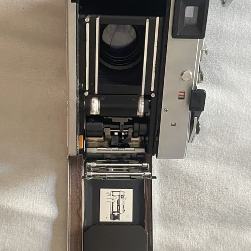 Canon Canonet QL17 G-III rangefinder camera