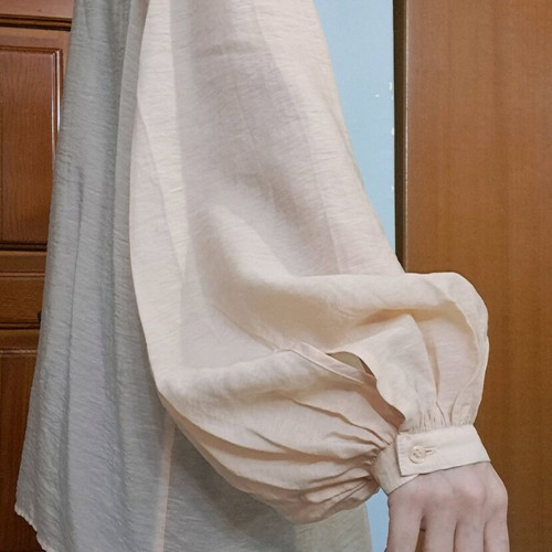 H&M shirt soft peach with oversized balloon sleeves, new