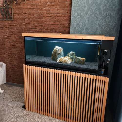 350-liter aquarium with stand, Aqua Nova XCF filter, heater, LED light