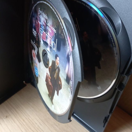 The Terminal DVD like new with English subtitles