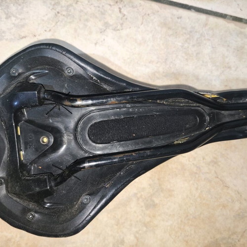 Bicycle saddle used