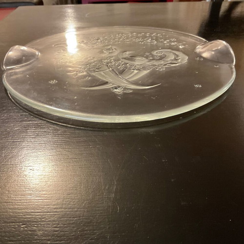 Cheese or snack platter like new, 32 cm diameter with raised handles