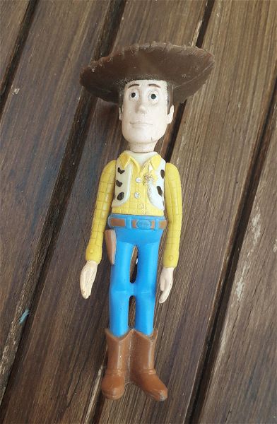 Woody apo to Toy Story, figoura tis disney apo ti dekaetia tou '80