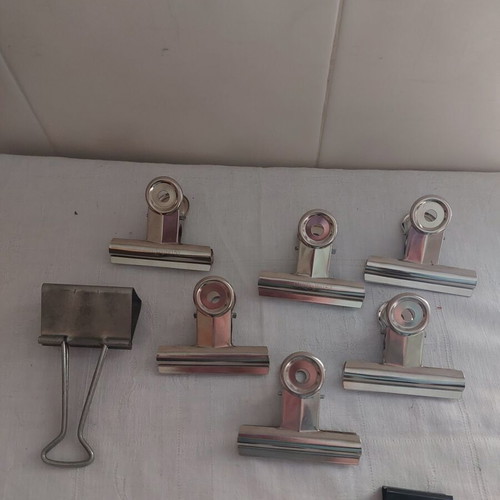 Clips in various sizes, 20 pieces, like new