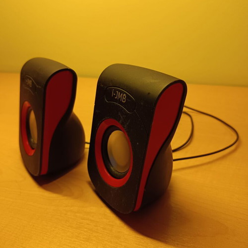 i-JMB speakers like new with volume control, USB and AUX
