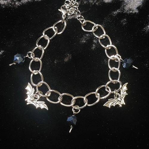 Alternative bat bracelet handmade from stainless steel