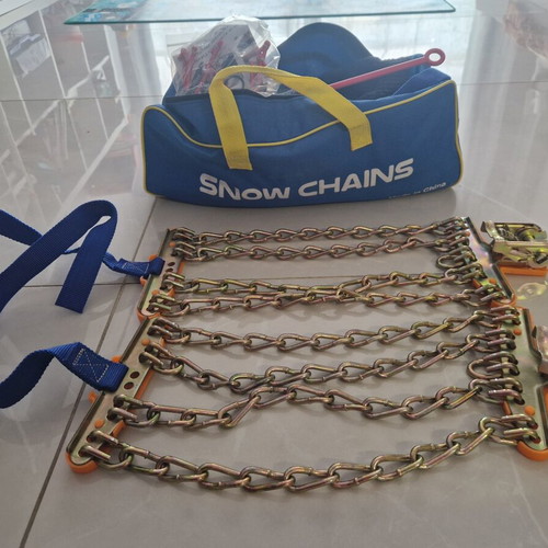 Snow chains pack of 8 universal, new
