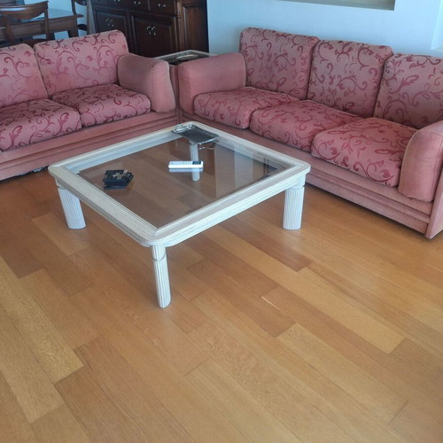 Living room furniture set like new with three-seat sofa, two-seat sofa, coffee tables