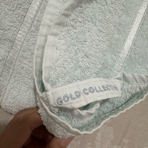 Togas & Aslanis cotton towel set used, premium quality, blue