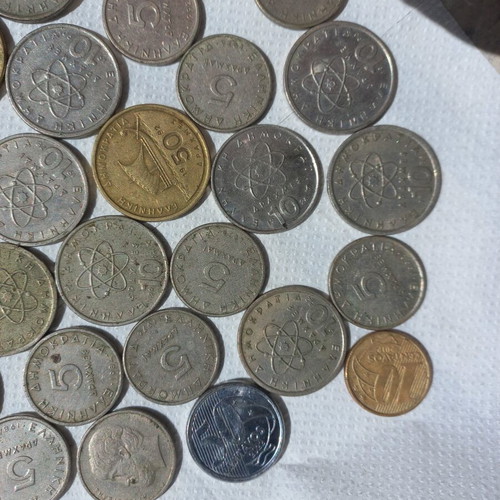 Collection of coins used, 45+ drachma pieces from 70s to 90s