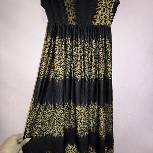 Maxi dress with leopard and abstract print like new