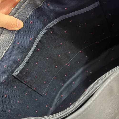 Tommy Hilfiger tote bag used, spacious