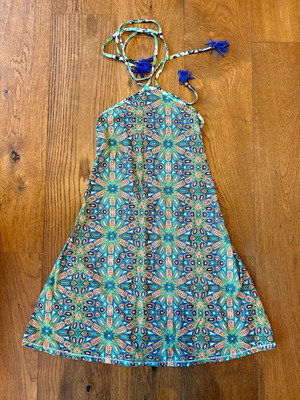 Beachwear dress new, size Small, multicolored