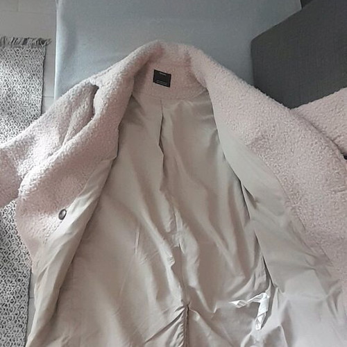 Teddy oversized coat Bershka like new, lined, cream color