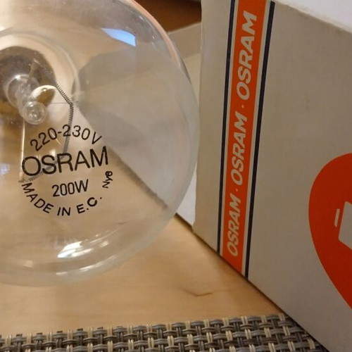 Incandescent bulb 200 watt collectible