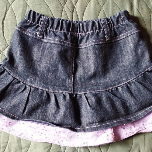 Three skirts used for girls aged 4-6 years, blue and pink