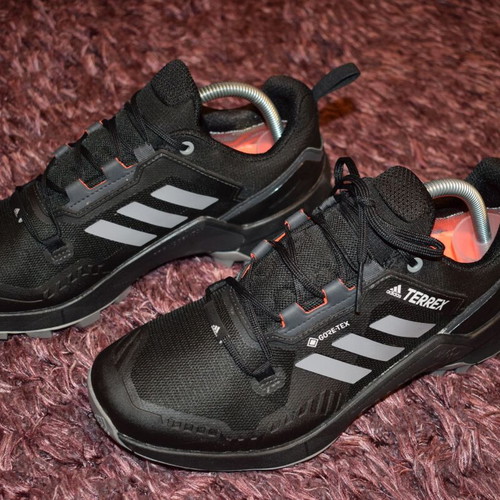 Adidas Terrex Swift R3 GORE-TEX Men's Hiking Boots like new, size 40 2/3