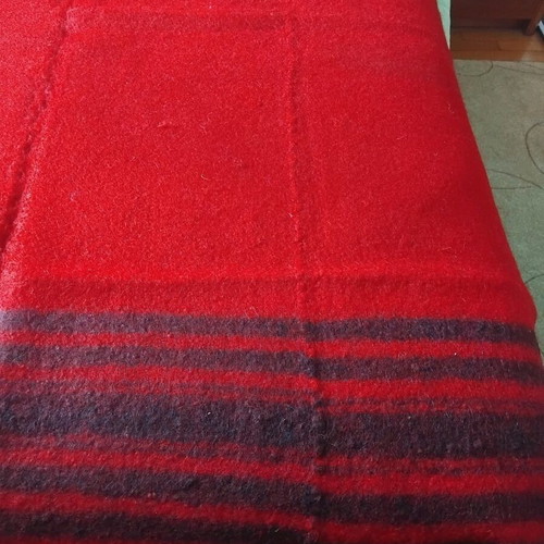 Velentza wool blanket 100% like new, vintage 2.18×1.65 m