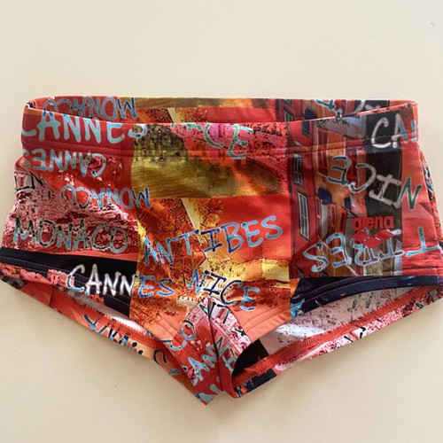 Arena boys' swimsuit size 28L, new, colorful