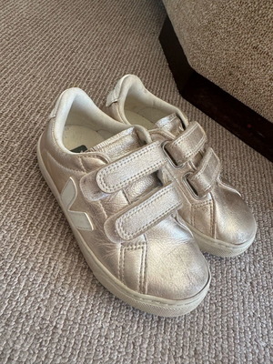 Veja kids shoes used, size 29, beige